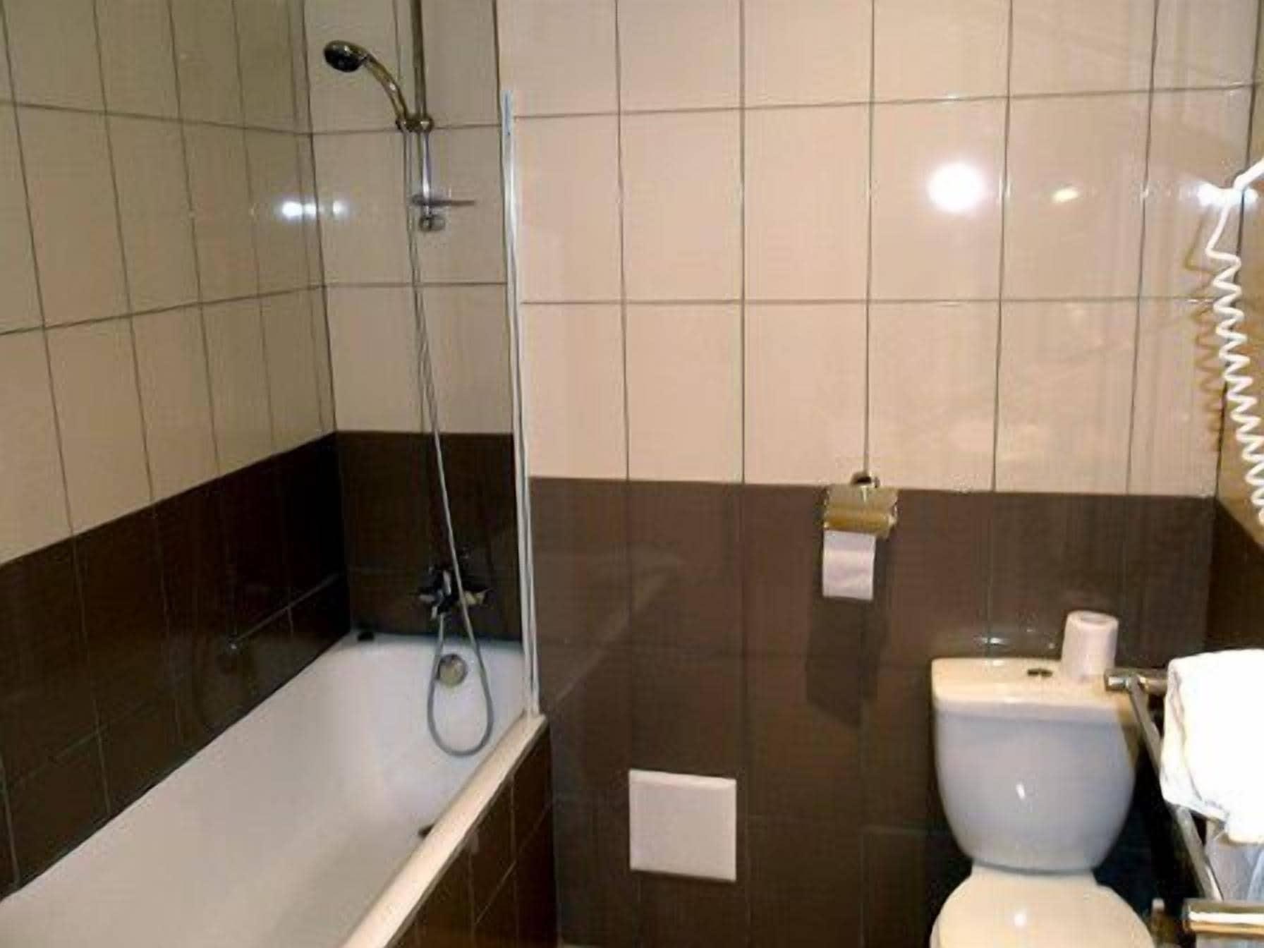 Hotel Portalet 2*